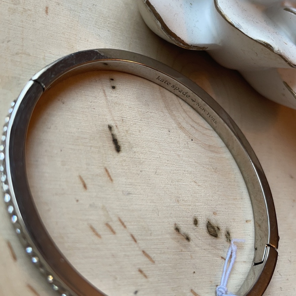 NWT KATE SPADE SILVER “RING IT UP” BRACELET! - Picture 4 of 5